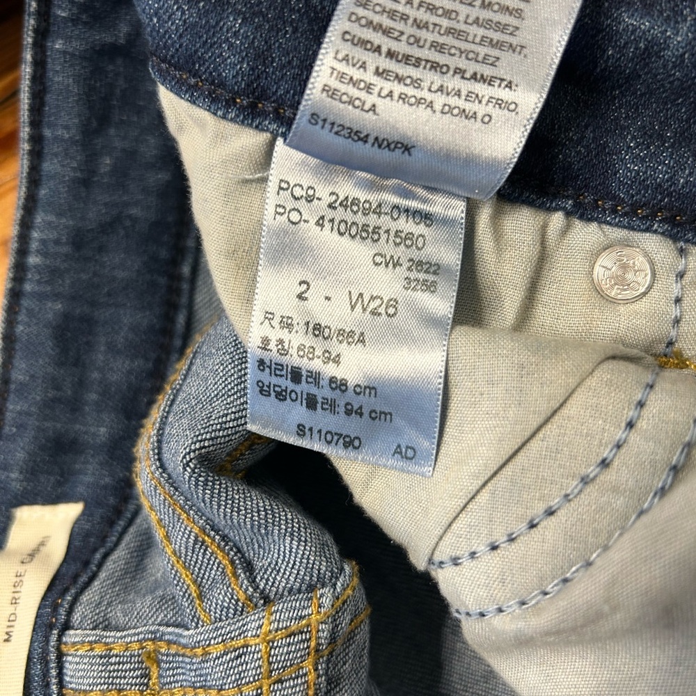 Signature Levi Strauss mid-rise capri Women's Blue Jeans, size 2, W26 - Picture 6 of 6